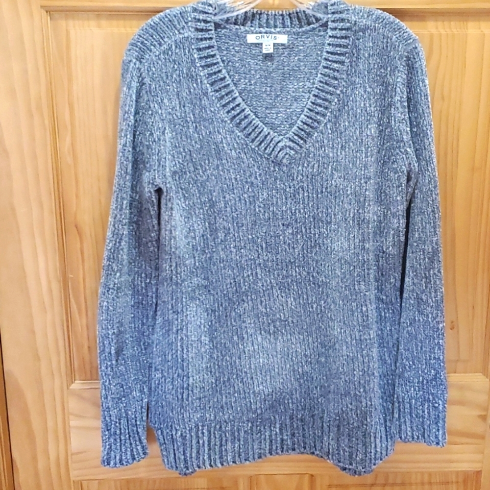 Gray sweater